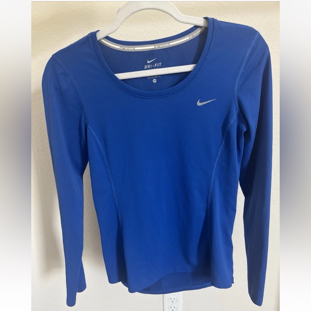 Nike Women's Long Sleeve DRI-FIT Shirt